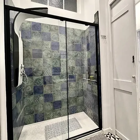 Puerta Roja 3 Bedroom Luxury Apartment Malaga