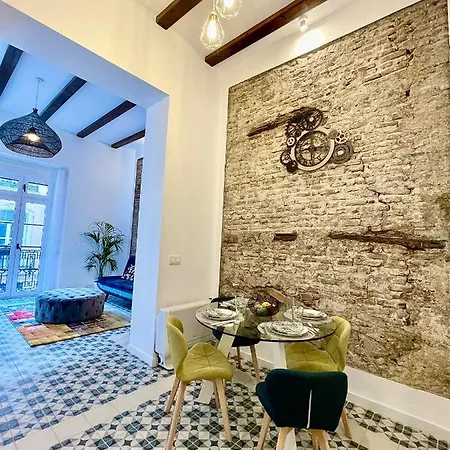 Puerta Roja 3 Bedroom Luxury Apartment *
